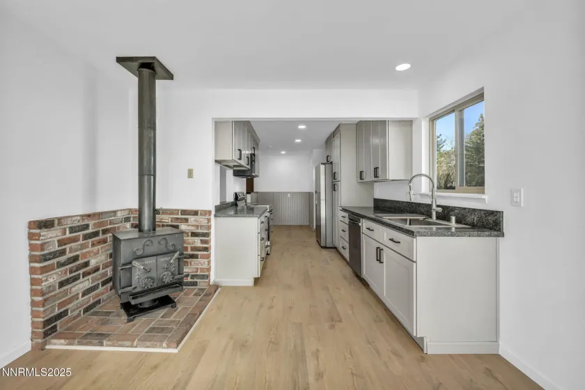 703 Crain, Carson City, Nevada 89703, 3 Bedrooms Bedrooms, ,1 BathroomBathrooms,Residential,Residential,Crain,250059018