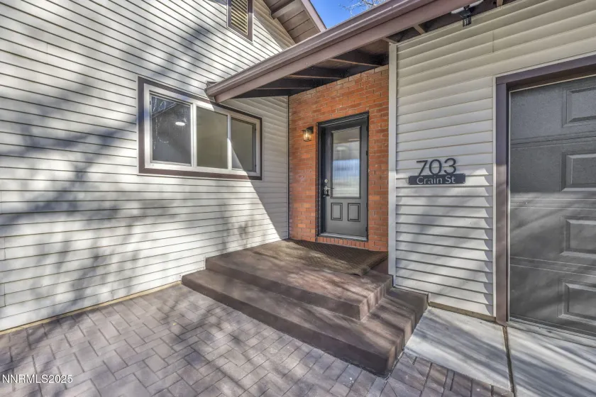 703 Crain, Carson City, Nevada 89703, 3 Bedrooms Bedrooms, ,1 BathroomBathrooms,Residential,Residential,Crain,250059018