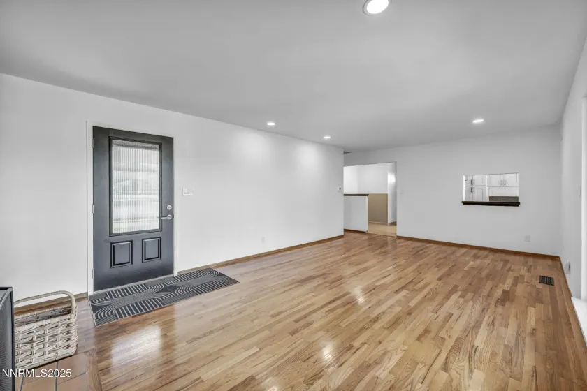 703 Crain, Carson City, Nevada 89703, 3 Bedrooms Bedrooms, ,1 BathroomBathrooms,Residential,Residential,Crain,250059018