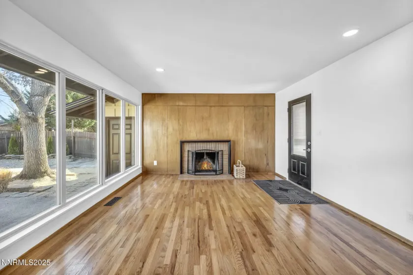 703 Crain, Carson City, Nevada 89703, 3 Bedrooms Bedrooms, ,1 BathroomBathrooms,Residential,Residential,Crain,250059018