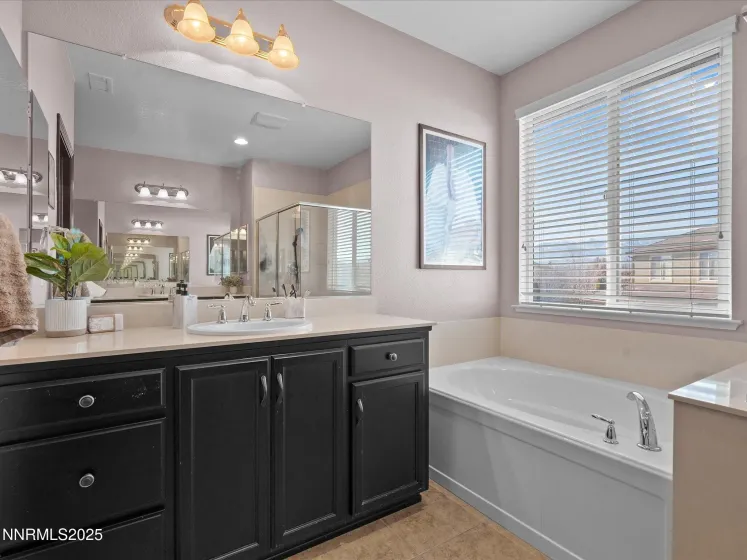 2135 Horse Prairie, Reno, Nevada 89521, 4 Bedrooms Bedrooms, ,4 BathroomsBathrooms,Residential,Residential,Horse Prairie,250059019