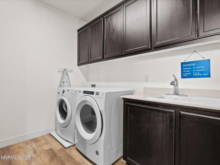 2135 Horse Prairie, Reno, Nevada 89521, 4 Bedrooms Bedrooms, ,4 BathroomsBathrooms,Residential,Residential,Horse Prairie,250059019