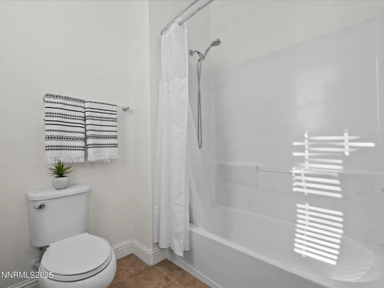 2135 Horse Prairie, Reno, Nevada 89521, 4 Bedrooms Bedrooms, ,4 BathroomsBathrooms,Residential,Residential,Horse Prairie,250059019