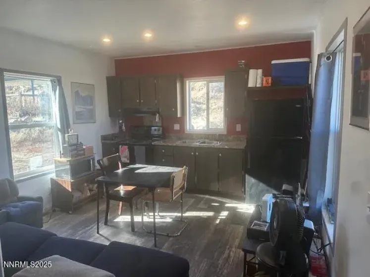 356 Western, Coleville, California 96107, 1 Bedroom Bedrooms, ,1 BathroomBathrooms,Residential,Residential,Western,250059010