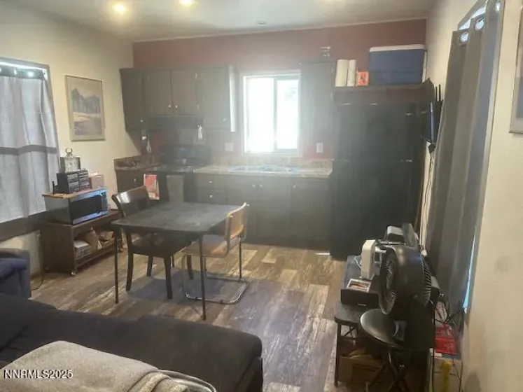 356 Western, Coleville, California 96107, 1 Bedroom Bedrooms, ,1 BathroomBathrooms,Residential,Residential,Western,250059010