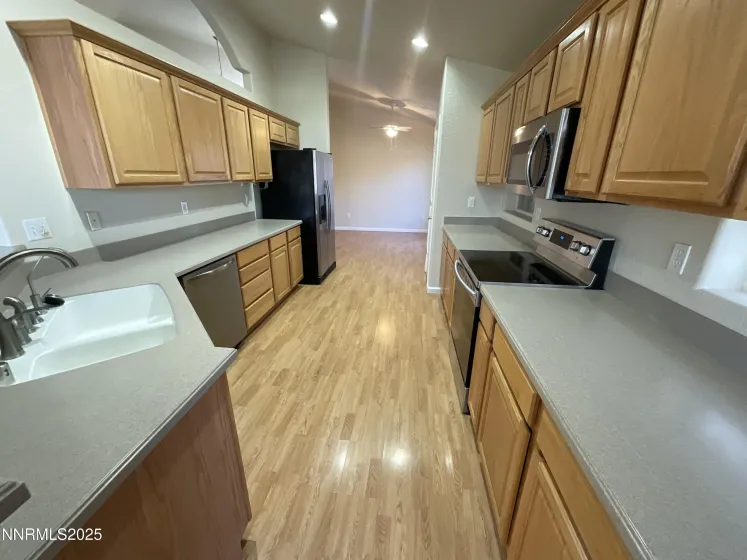 768 Divot, Fernley, Nevada 89408, 3 Bedrooms Bedrooms, ,2 BathroomsBathrooms,Residential,Residential,Divot,250059023