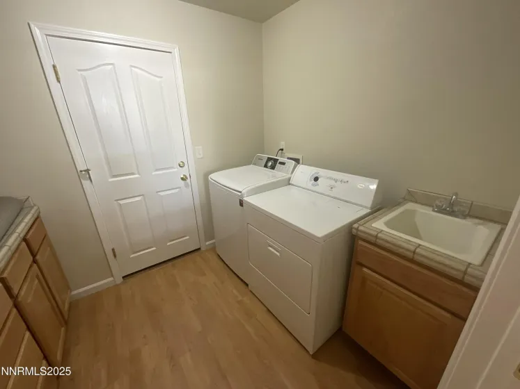 768 Divot, Fernley, Nevada 89408, 3 Bedrooms Bedrooms, ,2 BathroomsBathrooms,Residential,Residential,Divot,250059023