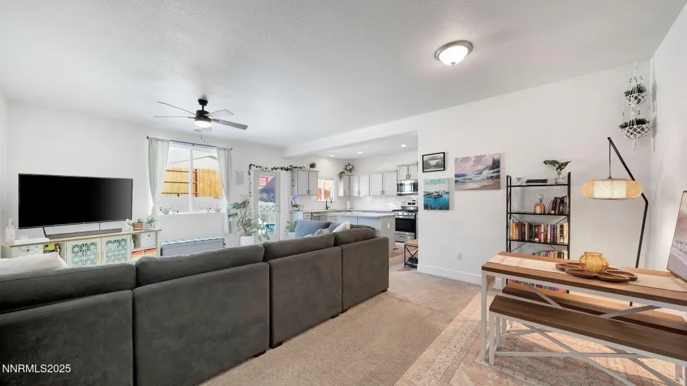 17821 Davis Meadow, Reno, Nevada 89508, 3 Bedrooms Bedrooms, ,2 BathroomsBathrooms,Residential,Residential,Davis Meadow,250059025