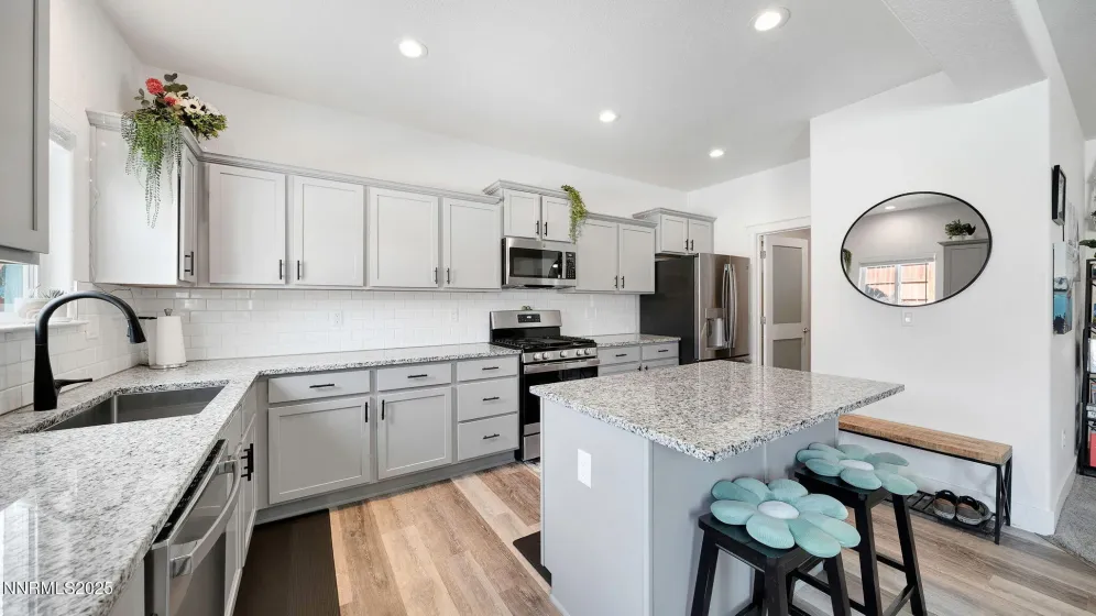 17821 Davis Meadow, Reno, Nevada 89508, 3 Bedrooms Bedrooms, ,2 BathroomsBathrooms,Residential,Residential,Davis Meadow,250059025