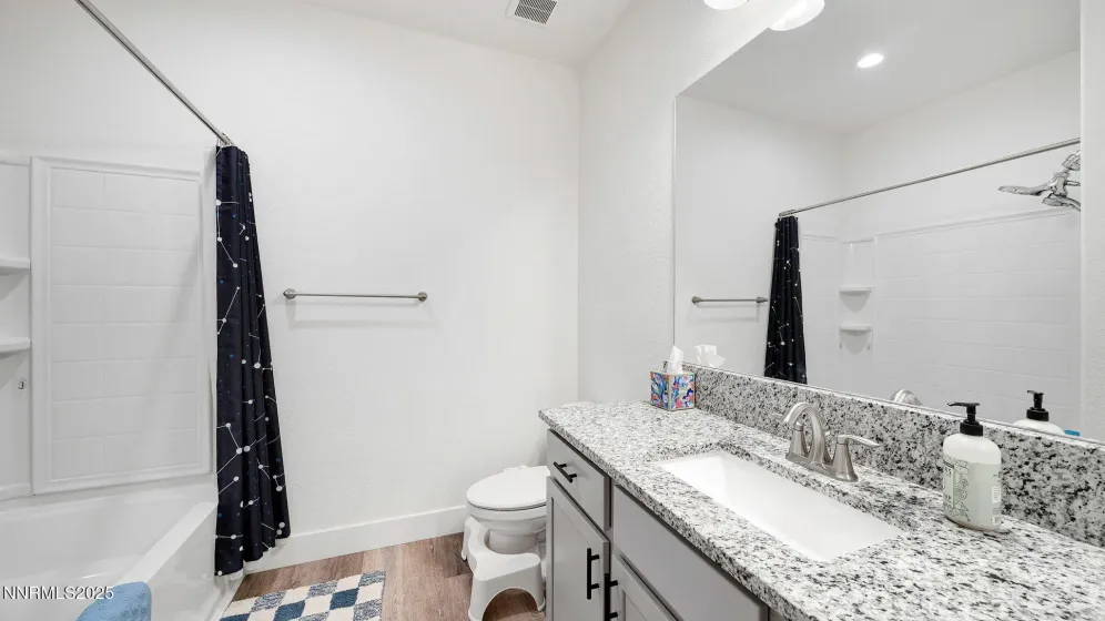 17821 Davis Meadow, Reno, Nevada 89508, 3 Bedrooms Bedrooms, ,2 BathroomsBathrooms,Residential,Residential,Davis Meadow,250059025