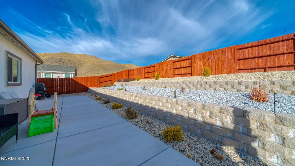 17821 Davis Meadow, Reno, Nevada 89508, 3 Bedrooms Bedrooms, ,2 BathroomsBathrooms,Residential,Residential,Davis Meadow,250059025