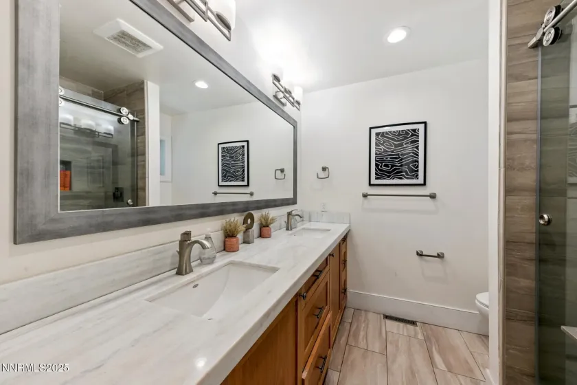 947 Tyner, Incline Village, Nevada 89451, 4 Bedrooms Bedrooms, ,3 BathroomsBathrooms,Residential,Residential,Tyner,250055326