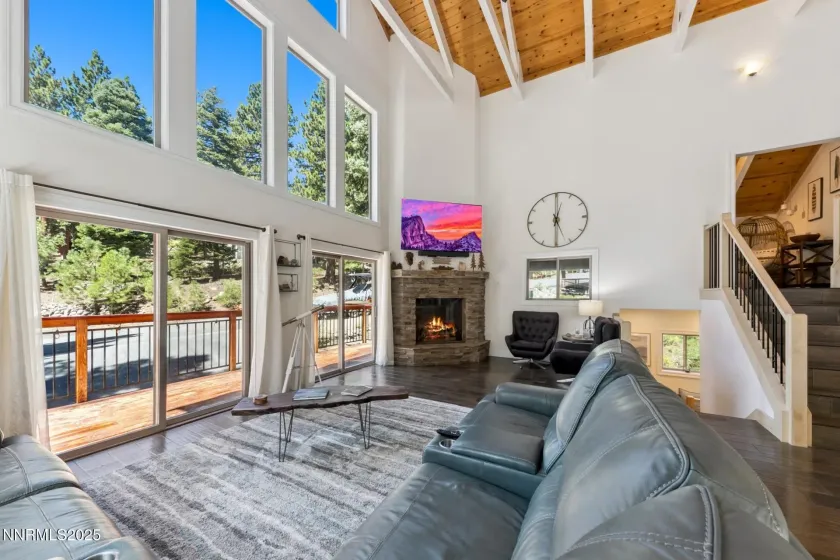 947 Tyner, Incline Village, Nevada 89451, 4 Bedrooms Bedrooms, ,3 BathroomsBathrooms,Residential,Residential,Tyner,250055326