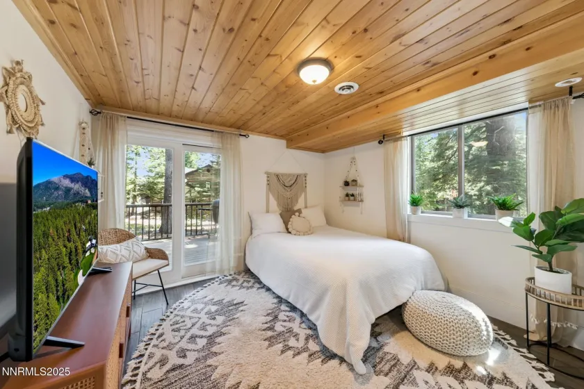 947 Tyner, Incline Village, Nevada 89451, 4 Bedrooms Bedrooms, ,3 BathroomsBathrooms,Residential,Residential,Tyner,250055326