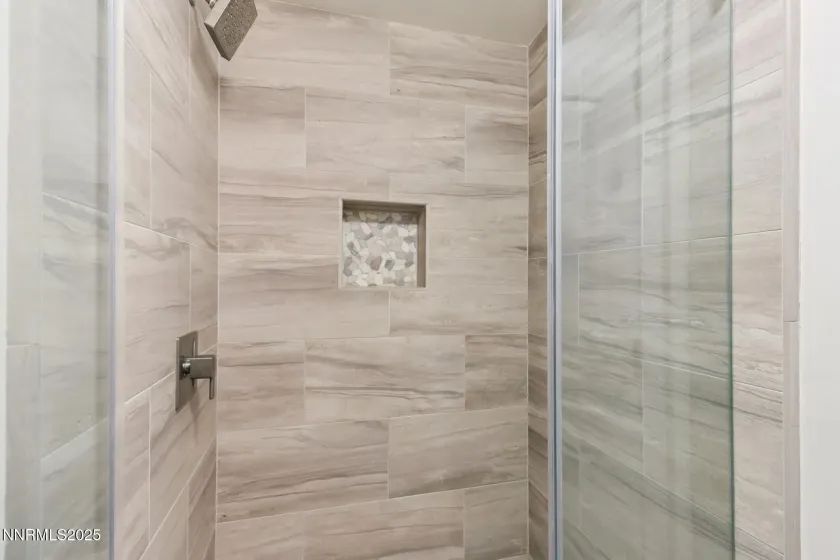 947 Tyner, Incline Village, Nevada 89451, 4 Bedrooms Bedrooms, ,3 BathroomsBathrooms,Residential,Residential,Tyner,250055326