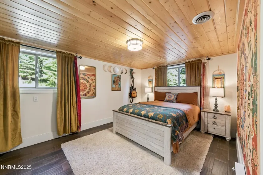 947 Tyner, Incline Village, Nevada 89451, 4 Bedrooms Bedrooms, ,3 BathroomsBathrooms,Residential,Residential,Tyner,250055326