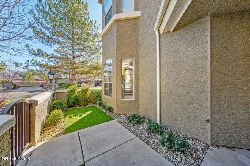 9900 Wilbur May, Reno, Nevada 89521, 3 Bedrooms Bedrooms, ,2 BathroomsBathrooms,Residential,Residential,Wilbur May,250059027