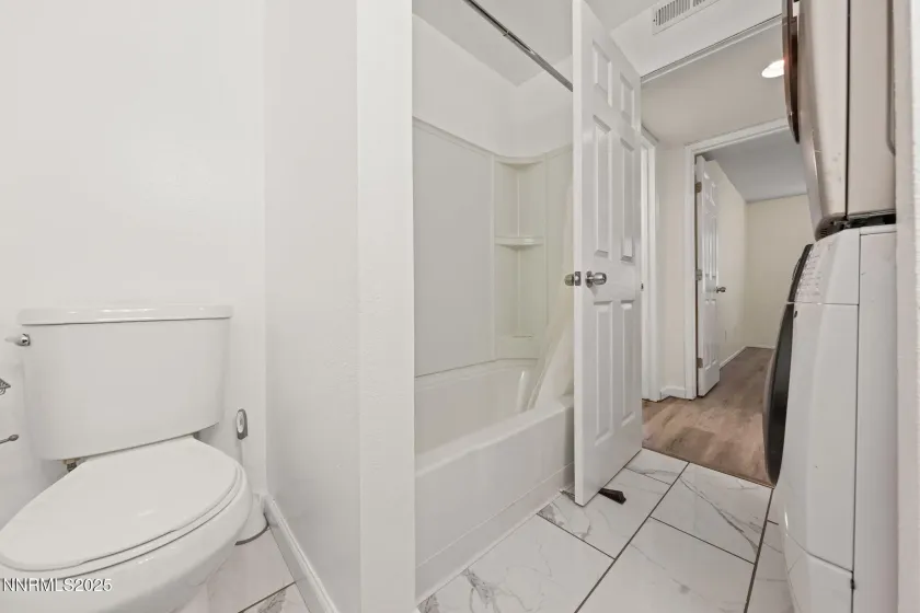 2555 Clear Acre, Reno, Nevada 89512, 2 Bedrooms Bedrooms, ,2 BathroomsBathrooms,Residential,Residential,Clear Acre,250059028