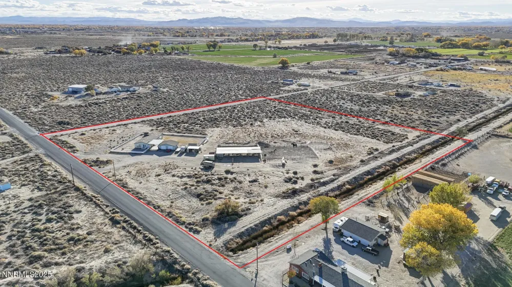 3717 Hillsboro, Fallon, Nevada 89406, 3 Bedrooms Bedrooms, ,2 BathroomsBathrooms,Residential,Residential,Hillsboro,250059029
