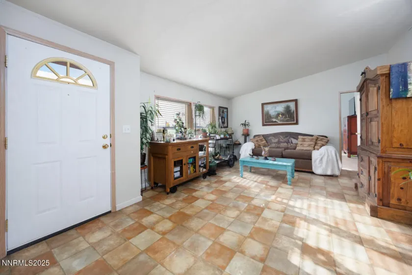 3717 Hillsboro, Fallon, Nevada 89406, 3 Bedrooms Bedrooms, ,2 BathroomsBathrooms,Residential,Residential,Hillsboro,250059029