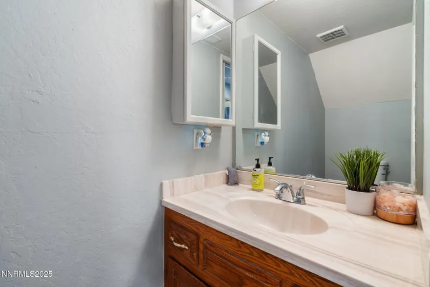 4233 Baker, Reno, Nevada 89509, 3 Bedrooms Bedrooms, ,3 BathroomsBathrooms,Residential,Residential,Baker,250059031