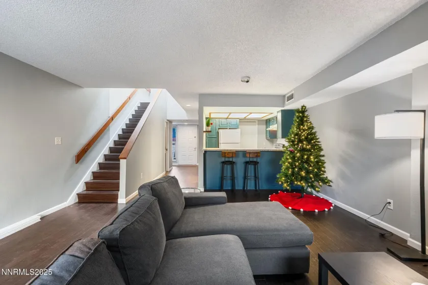 4233 Baker, Reno, Nevada 89509, 3 Bedrooms Bedrooms, ,3 BathroomsBathrooms,Residential,Residential,Baker,250059031