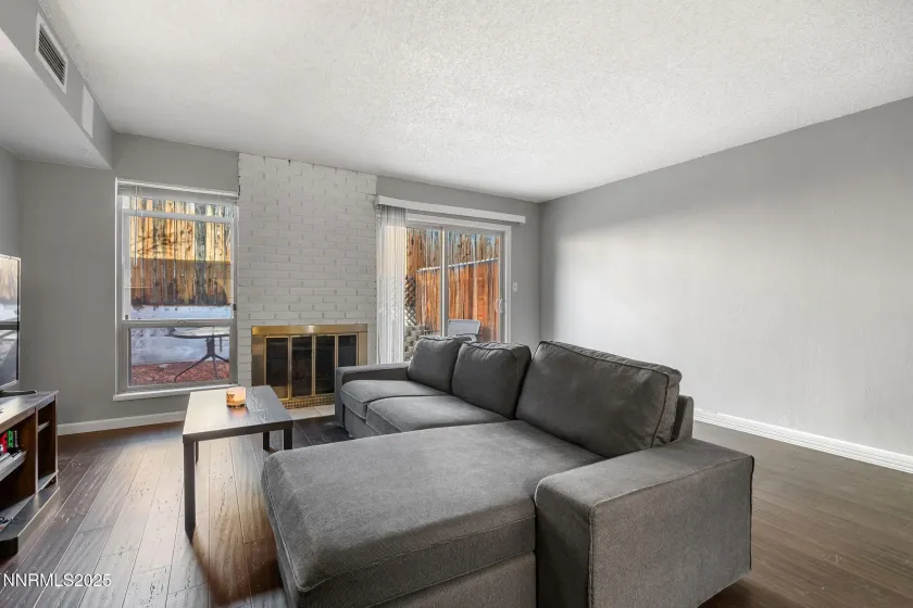 4233 Baker, Reno, Nevada 89509, 3 Bedrooms Bedrooms, ,3 BathroomsBathrooms,Residential,Residential,Baker,250059031