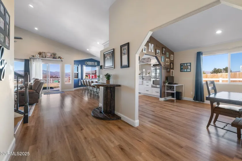 8495 Eaglenest, Sparks, Nevada 89436, 5 Bedrooms Bedrooms, ,4 BathroomsBathrooms,Residential,Residential,Eaglenest,250059032