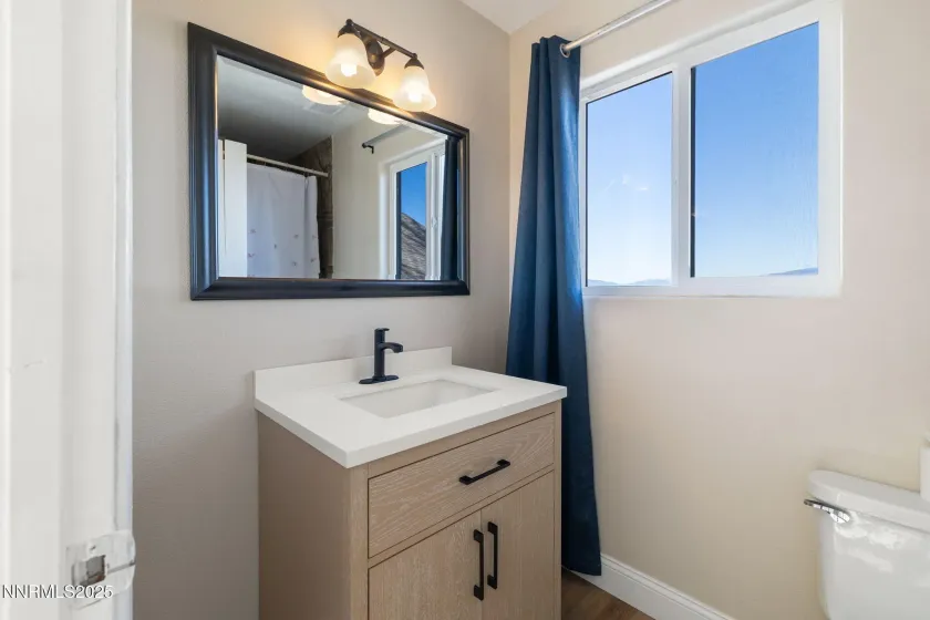 8495 Eaglenest, Sparks, Nevada 89436, 5 Bedrooms Bedrooms, ,4 BathroomsBathrooms,Residential,Residential,Eaglenest,250059032