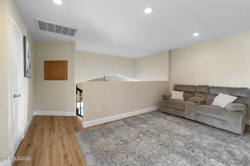 8495 Eaglenest, Sparks, Nevada 89436, 5 Bedrooms Bedrooms, ,4 BathroomsBathrooms,Residential,Residential,Eaglenest,250059032