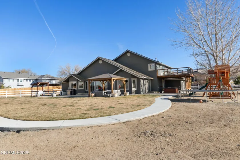 8495 Eaglenest, Sparks, Nevada 89436, 5 Bedrooms Bedrooms, ,4 BathroomsBathrooms,Residential,Residential,Eaglenest,250059032