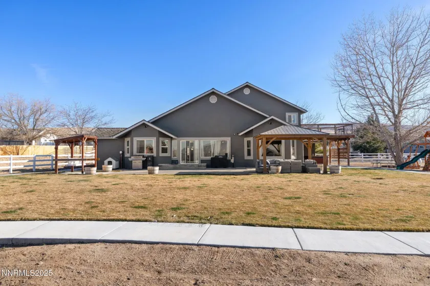 8495 Eaglenest, Sparks, Nevada 89436, 5 Bedrooms Bedrooms, ,4 BathroomsBathrooms,Residential,Residential,Eaglenest,250059032