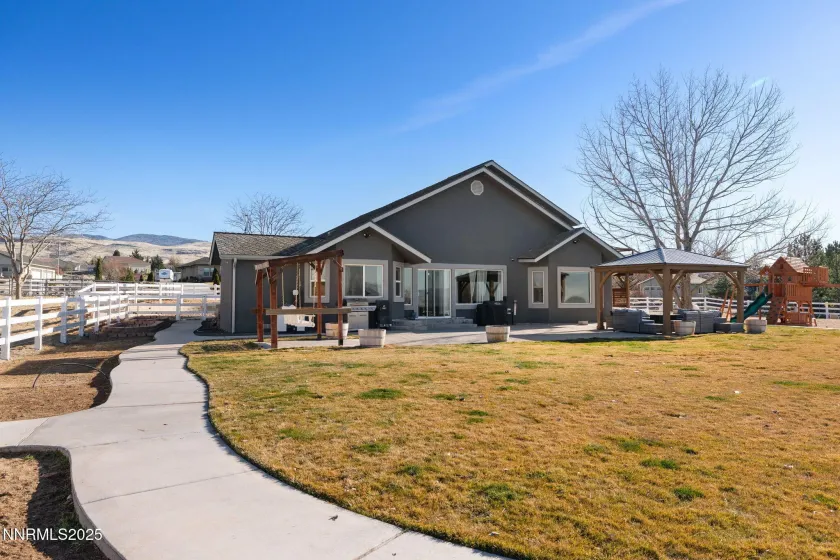 8495 Eaglenest, Sparks, Nevada 89436, 5 Bedrooms Bedrooms, ,4 BathroomsBathrooms,Residential,Residential,Eaglenest,250059032