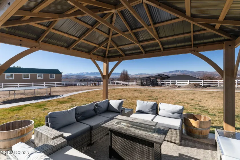 8495 Eaglenest, Sparks, Nevada 89436, 5 Bedrooms Bedrooms, ,4 BathroomsBathrooms,Residential,Residential,Eaglenest,250059032