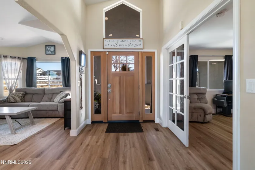 8495 Eaglenest, Sparks, Nevada 89436, 5 Bedrooms Bedrooms, ,4 BathroomsBathrooms,Residential,Residential,Eaglenest,250059032