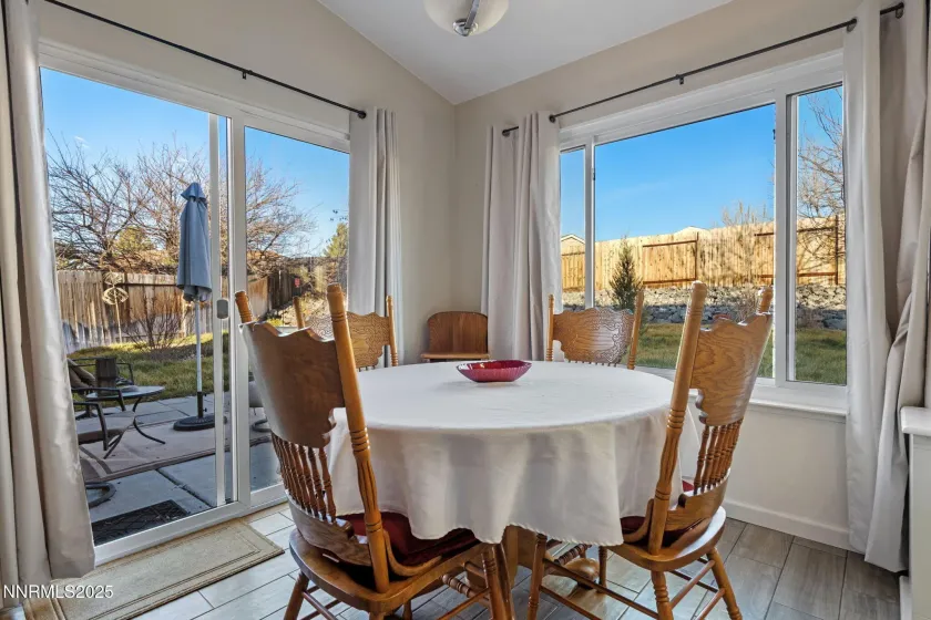 7766 Corneta, Sparks, Nevada 89436, 3 Bedrooms Bedrooms, ,2 BathroomsBathrooms,Residential,Residential,Corneta,250059034