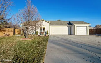 7766 Corneta, Sparks, Nevada 89436, 3 Bedrooms Bedrooms, ,2 BathroomsBathrooms,Residential,Residential,Corneta,250059034