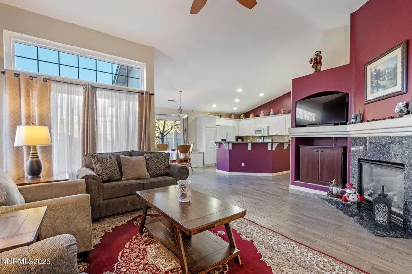 7766 Corneta, Sparks, Nevada 89436, 3 Bedrooms Bedrooms, ,2 BathroomsBathrooms,Residential,Residential,Corneta,250059034