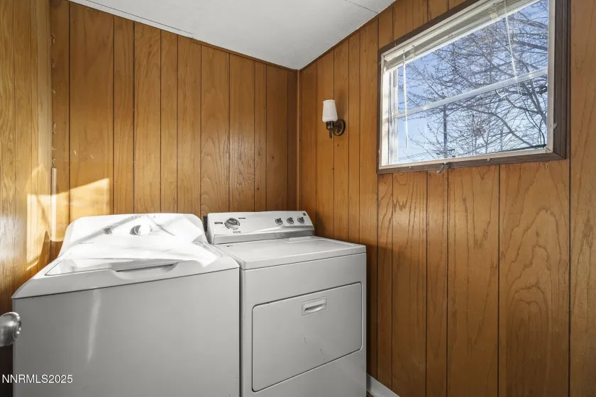 230 Penelope, Sun Valley, Nevada 89433, 3 Bedrooms Bedrooms, ,2 BathroomsBathrooms,Residential,Residential,Penelope,250059035