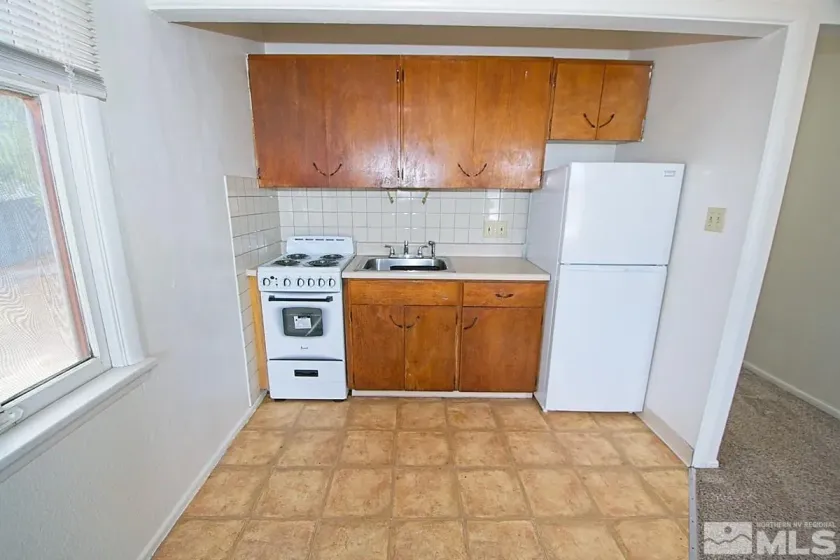 1050 Holcomb, Reno, Nevada 89502, 1 Bedroom Bedrooms, ,1 BathroomBathrooms,Residential Lease,Manufactured,Holcomb,250059037