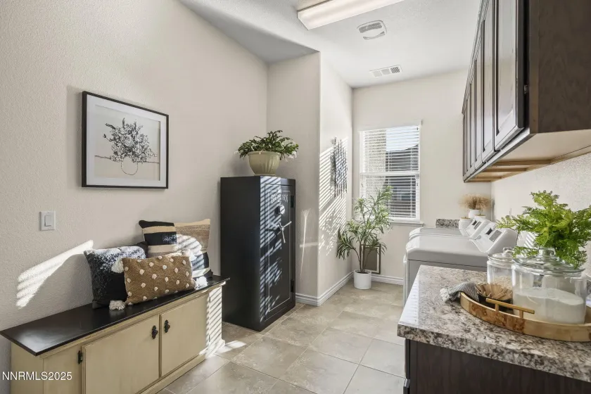 425 Chelmsford, Verdi, Nevada 89439, 3 Bedrooms Bedrooms, ,3 BathroomsBathrooms,Residential,Residential,Chelmsford,250059038