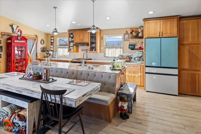 1866 Pocono, Sparks, Nevada 89434, 4 Bedrooms Bedrooms, ,3 BathroomsBathrooms,Residential,Residential,Pocono,250059039