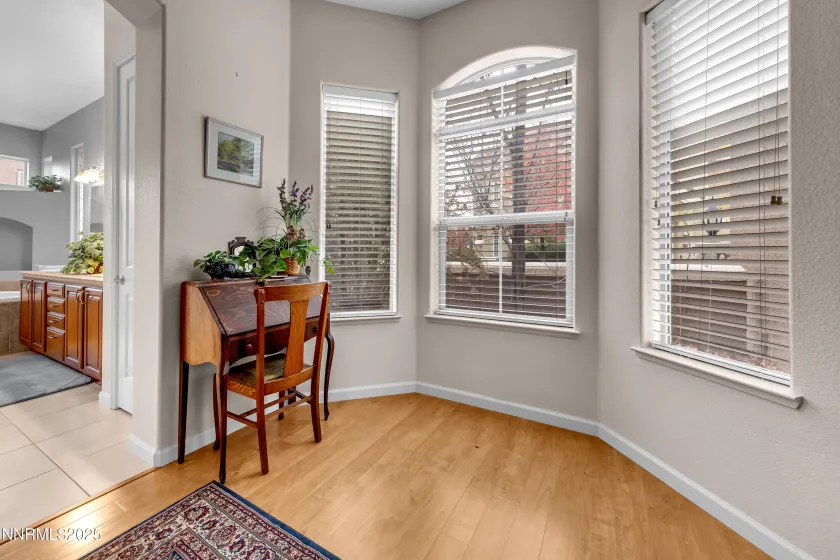 9900 Wilbur May, Reno, Nevada 89521, 3 Bedrooms Bedrooms, ,2 BathroomsBathrooms,Residential,Residential,Wilbur May,250059040