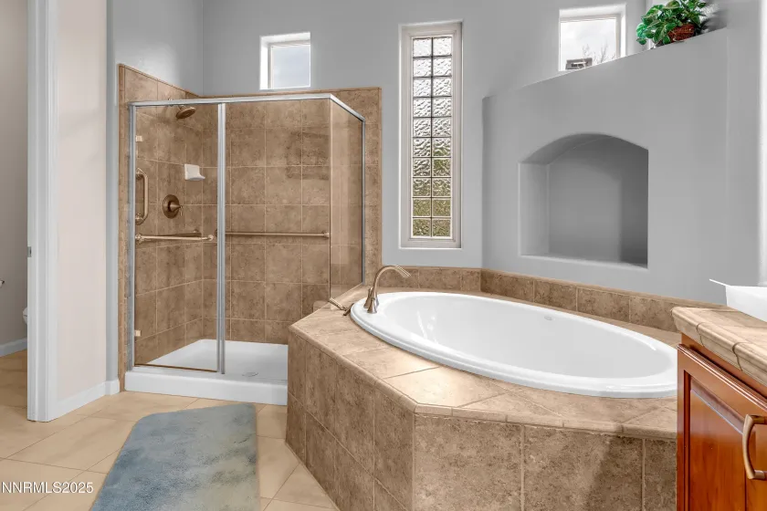 9900 Wilbur May, Reno, Nevada 89521, 3 Bedrooms Bedrooms, ,2 BathroomsBathrooms,Residential,Residential,Wilbur May,250059040