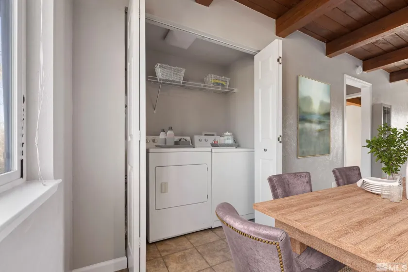 695 Denslowe, Reno, Nevada 89512, 2 Bedrooms Bedrooms, ,1 BathroomBathrooms,Residential Lease,Manufactured,Denslowe,250059044