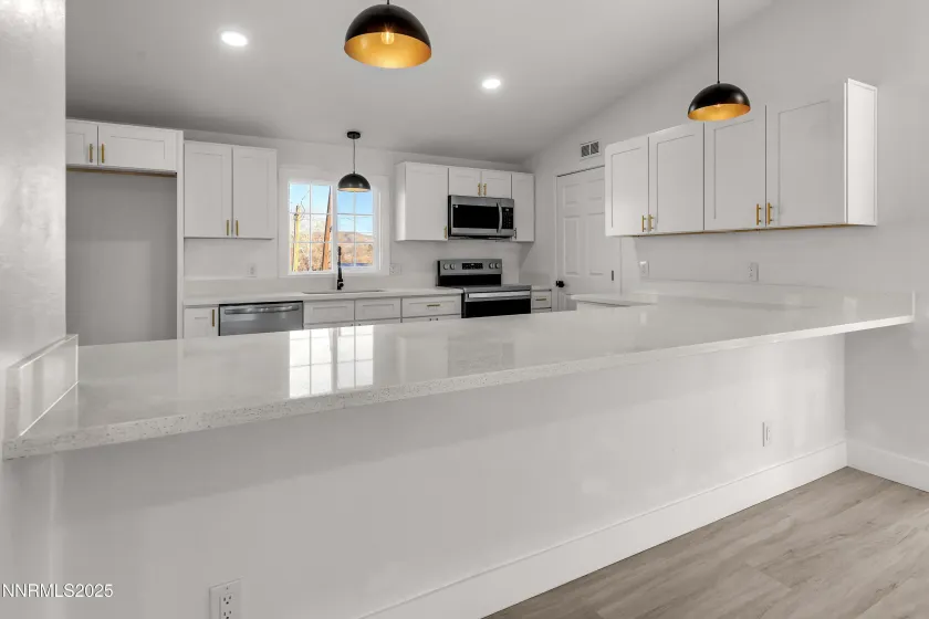 320 Ramsey, Reno, Nevada 89506, 4 Bedrooms Bedrooms, ,2 BathroomsBathrooms,Residential,Residential,Ramsey,250059045