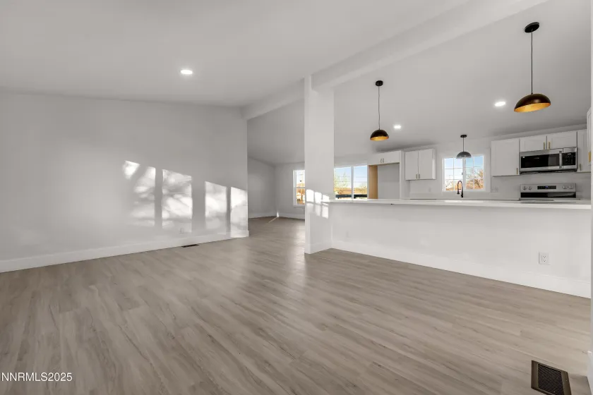 320 Ramsey, Reno, Nevada 89506, 4 Bedrooms Bedrooms, ,2 BathroomsBathrooms,Residential,Residential,Ramsey,250059045