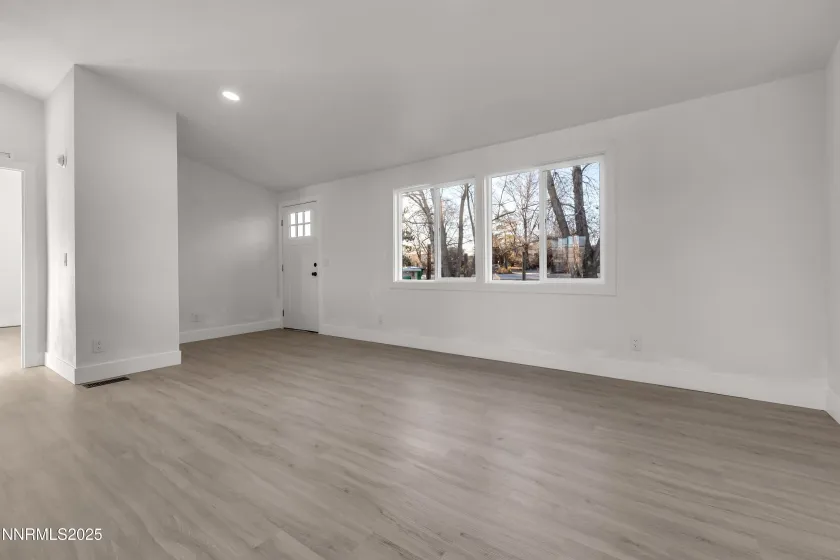 320 Ramsey, Reno, Nevada 89506, 4 Bedrooms Bedrooms, ,2 BathroomsBathrooms,Residential,Residential,Ramsey,250059045