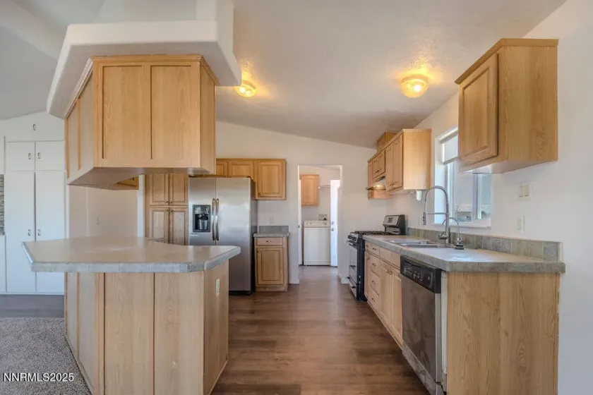 6225 Andersen, Stagecoach, Nevada 89429, 3 Bedrooms Bedrooms, ,2 BathroomsBathrooms,Residential,Residential,Andersen,250059046