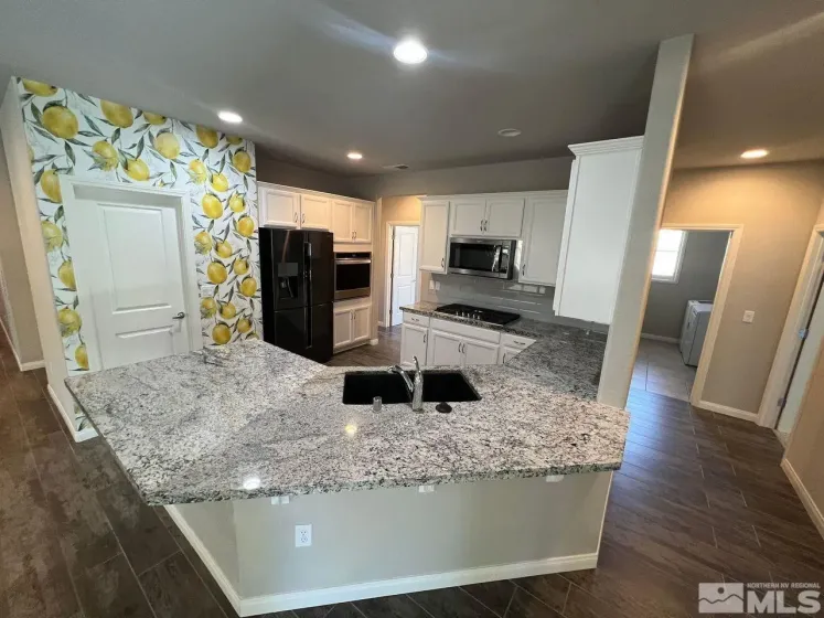 774 Sweet Briar, Sparks, Nevada 89436, 3 Bedrooms Bedrooms, ,3 BathroomsBathrooms,Residential Lease,Manufactured,Sweet Briar,250059048